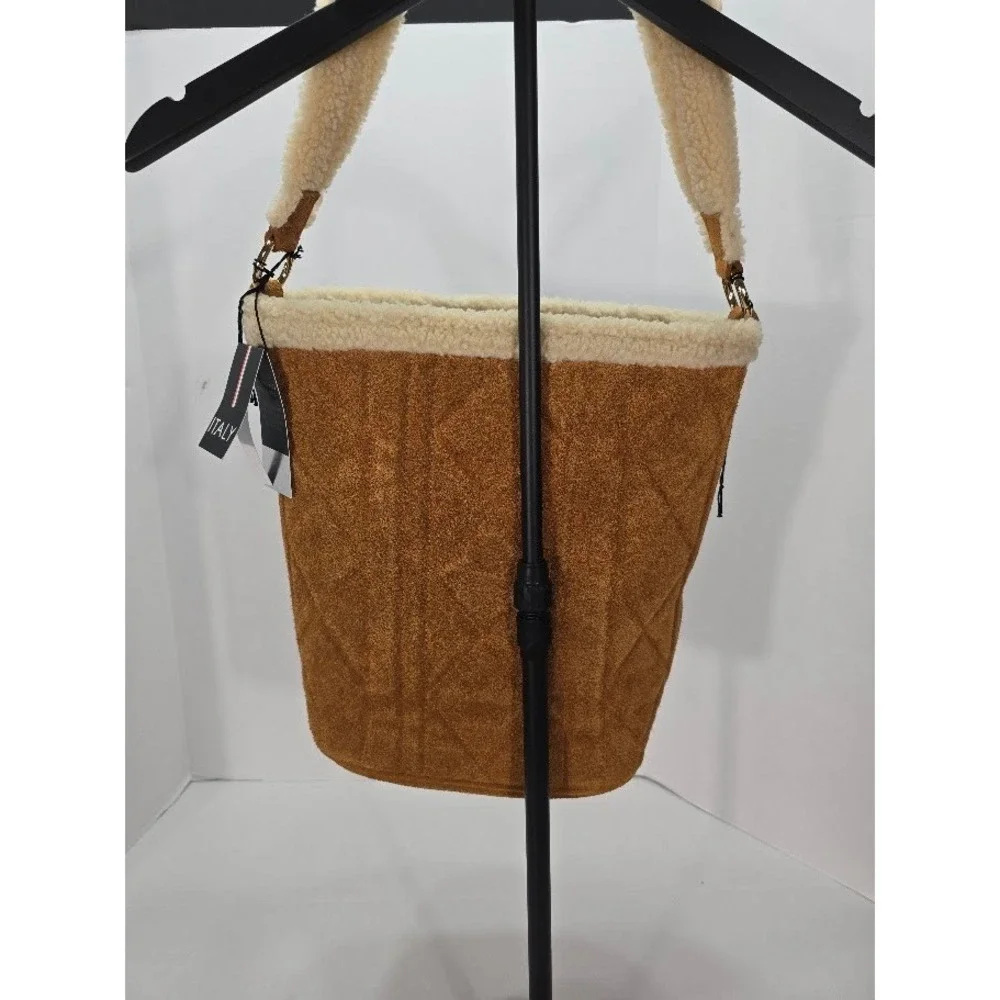 NWT Claudia Firenze Genuine Leather Bucket Bag Sherpa Trim Quilted Made in Italy